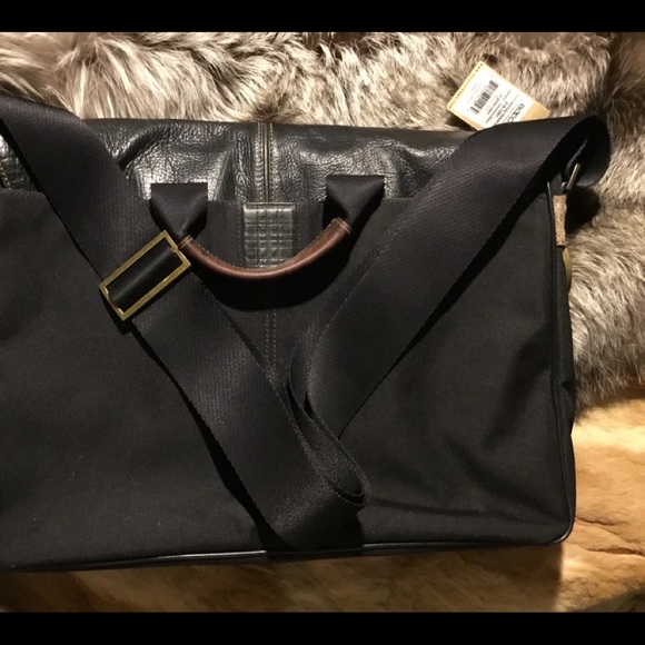 NWT BOCONI LEATHER MESSENGER BAG - Picture 1 of 8